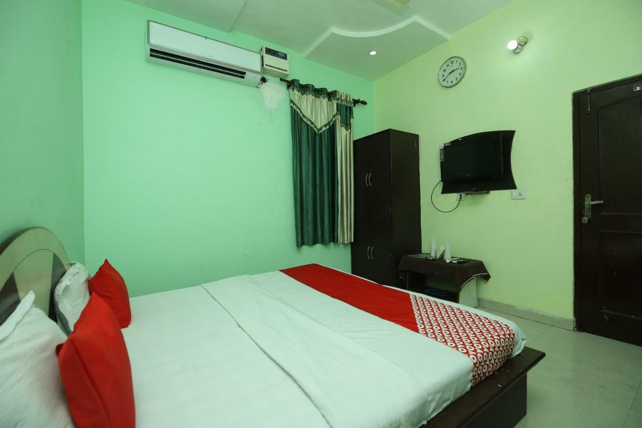 Oyo 40458 Hotel Deep Palace Jind Exterior photo